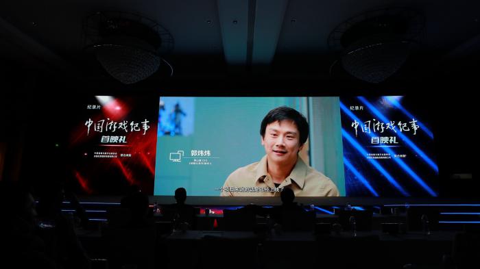 有谁知道在泰拉瑞亚游戏中如何获得断裂英雄剑1