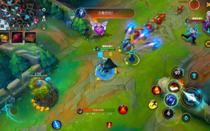 英雄联盟手游卡牌出什么装备3